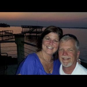 Meet your Posher, Lori